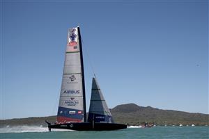 AUCKLAND, NEW ZEALAND - DECEMBER 17: INEOS Team UK, skippered by Ben Ainslie against New York Yacht Club American Magic, skippered by Terry Hutchinson in the second race of the day during the America's Cup World Series on Auckland Harbour on December 17, 2020 in Auckland, New Zealand. (Photo by Phil Walter/Getty Images)