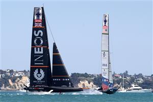 AUCKLAND, NEW ZEALAND - DECEMBER 17: INEOS Team UK, skippered by Ben Ainslie against New York Yacht Club American Magic, skippered by Terry Hutchinson in the second race of the day during the America's Cup World Series on Auckland Harbour on December 17, 2020 in Auckland, New Zealand. (Photo by Phil Walter/Getty Images)