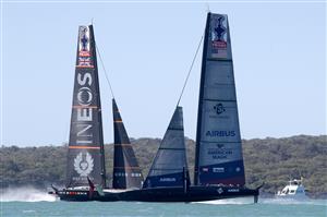 AUCKLAND, NEW ZEALAND - DECEMBER 17: INEOS Team UK, skippered by Ben Ainslie against New York Yacht Club American Magic, skippered by Terry Hutchinson in the second race of the day during the America's Cup World Series on Auckland Harbour on December 17, 2020 in Auckland, New Zealand. (Photo by Phil Walter/Getty Images)