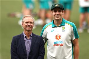 ADELAIDE, AUSTRALIA - DECEMBER 17: Cameron Green of Australia poses with his father Gary Green after he received his Baggy Green Cap during day one of the First Test match between Australia and India at Adelaide Oval on December 17, 2020 in Adelaide, Australia. (Photo by Ryan Pierse/Getty Images)