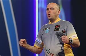 LONDON, ENGLAND - DECEMBER 18: Darius Labanauskas of Lithuania reacts during his first round match against Chengan Liu of China during day four of the PDC William Hill World Darts Championship at Alexandra Palace on December 18, 2020 in London, England. (Photo by Luke Walker/Getty Images)