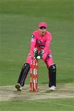 HOBART, AUSTRALIA - DECEMBER 20: Josh Philippe of the Sixers in action during the Big Bash League match between the Sydney Sixers and the Adelaide Strikers at Blundstone Arena, on December 20, 2020, in Hobart, Australia. (Photo by Steve Bell/Getty Images)