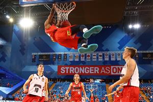 PERTH, AUSTRALIA - DECEMBER 15: Bryce Cotton of the Wildcats dunks the ball during the NBL Pre-Season match between the Perth Wildcats and the Illawarra Hawks at RAC Arena on December 15, 2020 in Perth, Australia. (Photo by Paul Kane/Getty Images)