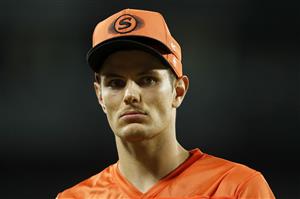 CANBERRA, AUSTRALIA - DECEMBER 22: Aaron Hardie of the Scorchers fields on the boundary during the Big Bash League match between the Sydney Thunder and the Perth Scorchers at Manuka Oval, on December 22, 2020, in Canberra, Australia. (Photo by Darrian Traynor/Getty Images)