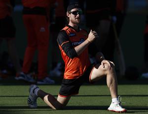CANBERRA, AUSTRALIA - DECEMBER 22: Cameron Bancroft of the Perth Scorchers warms up before the Big Bash League match between the Sydney Thunder and the Perth Scorchers at Manuka Oval, on December 22, 2020, in Canberra, Australia. (Photo by Darrian Traynor/Getty Images)