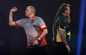 LONDON, ENGLAND - DECEMBER 22: Darius Labanauskas of Lithuania in action during his second round match against Simon Whitlock of Australia during day eight of the PDC William Hill World Darts Championship at Alexandra Palace on December 22, 2020 in London, England. (Photo by Luke Walker/Getty Images)