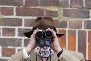 SUNBURY, ENGLAND - DECEMBER 26: Nicky Henderson watching the action at Kempton Park Racecourse on December 26, 2020 in Sunbury, England. Owners are allowed to attend if they have a runner at the meeting otherwise racing remains behind closed doors to the public due to the Coronavirus pandemic. (Photo by Alan Crowhurst/Getty Images)