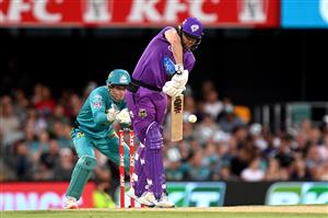 BRISBANE, AUSTRALIA - DECEMBER 27: Dawid Malan of the Hurricanes plays a shot during the Big Bash League match between the Brisbane Heat and the Hobart Hurricanes at The Gabba, on December 27, 2020, in Brisbane, Australia. (Photo by Bradley Kanaris/Getty Images)