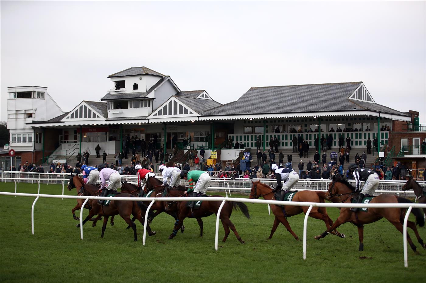 Catterick Racing Pictures from today's races 28.12.2020