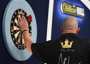 LONDON, ENGLAND - DECEMBER 28: Mervyn King of England in action during his third round match against José de Sousa of Portugal during day eleven of the PDC William Hill World Darts Championship at Alexandra Palace on December 28, 2020 in London, England. (Photo by Luke Walker/Getty Images)