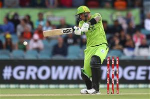 CANBERRA, AUSTRALIA - DECEMBER 29: Alex Hales of the Thunder bats during the Big Bash League match between Sydney Thunder and the Melbourne Stars at Manuka Oval, on December 29, 2020, in Canberra, Australia. (Photo by Mike Owen/Getty Images)