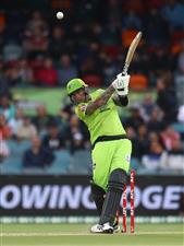 CANBERRA, AUSTRALIA - DECEMBER 29: Alex Hales of the Thunder bats during the Big Bash League match between Sydney Thunder and the Melbourne Stars at Manuka Oval, on December 29, 2020, in Canberra, Australia. (Photo by Mike Owen/Getty Images)
