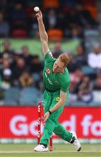 CANBERRA, AUSTRALIA - DECEMBER 29: Liam Hatcher of the Stars bowls during the Big Bash League match between Sydney Thunder and the Melbourne Stars at Manuka Oval, on December 29, 2020, in Canberra, Australia. (Photo by Mike Owen/Getty Images)