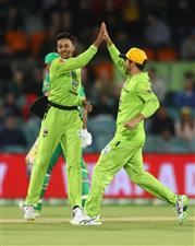 CANBERRA, AUSTRALIA - DECEMBER 29: Tanveer Sangha of the Thunder celebrates after dismissing Hilton Cartwright of the Stars during the Big Bash League match between Sydney Thunder and the Melbourne Stars at Manuka Oval, on December 29, 2020, in Canberra, Australia. (Photo by Mike Owen/Getty Images)