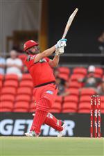 GOLD COAST, AUSTRALIA - DECEMBER 29: Aaron Finch of the Renegades bats during the Big Bash League match between the Melbourne Renegades and the Sydney Sixers at Metricon Stadium, on December 29, 2020, in Gold Coast, Australia. (Photo by Chris Hyde/Getty Images)