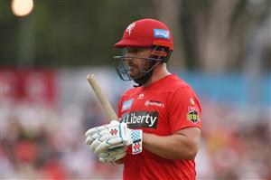 GOLD COAST, AUSTRALIA - DECEMBER 29: Aaron Finch of the Renegades leaves the field after being dismissed during the Big Bash League match between the Melbourne Renegades and the Sydney Sixers at Metricon Stadium, on December 29, 2020, in Gold Coast, Australia. (Photo by Chris Hyde/Getty Images)