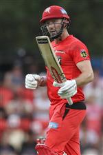 GOLD COAST, AUSTRALIA - DECEMBER 29: Shaun Marsh of the Renegades celebrates 50 runs during the Big Bash League match between the Melbourne Renegades and the Sydney Sixers at Metricon Stadium, on December 29, 2020, in Gold Coast, Australia. (Photo by Chris Hyde/Getty Images)