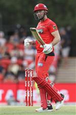GOLD COAST, AUSTRALIA - DECEMBER 29: Shaun Marsh of the Renegades celebrates 50 runs during the Big Bash League match between the Melbourne Renegades and the Sydney Sixers at Metricon Stadium, on December 29, 2020, in Gold Coast, Australia. (Photo by Chris Hyde/Getty Images)