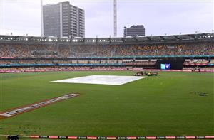BRISBANE, AUSTRALIA - DECEMBER 30: A view of the Gabba is seen as rain covers are seen on the pitch before the Big Bash League match between the Hobart Hurricanes and Brisbane Heat at The Gabba, on December 30, 2020, in Brisbane, Australia. (Photo by Bradley Kanaris/Getty Images)