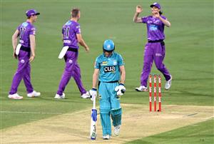 BRISBANE, AUSTRALIA - DECEMBER 30: Sam Heazlett of the Heat looks dejected after losing his wicket during the Big Bash League match between the Hobart Hurricanes and Brisbane Heat at The Gabba, on December 30, 2020, in Brisbane, Australia. (Photo by Bradley Kanaris/Getty Images)