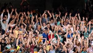BRISBANE, AUSTRALIA - DECEMBER 30: The crowd are seen enjoying themselves during the Big Bash League match between the Hobart Hurricanes and Brisbane Heat at The Gabba, on December 30, 2020, in Brisbane, Australia. (Photo by Bradley Kanaris/Getty Images)