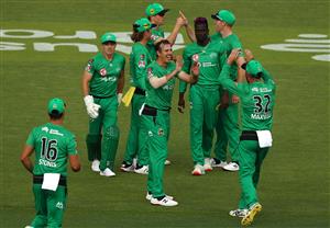 HOBART, AUSTRALIA - JANUARY 04: Sam Rainbird of the Melbourne Stars celebrates taking the wicket of D'arcy Short of the Hobart Hurricanes during the Big Bash League match between the Melbourne Stars and the Hobart Hurricanes at Blundstone Arena, on January 04, 2021, in Hobart, Australia. (Photo by Robert Cianflone/Getty Images)