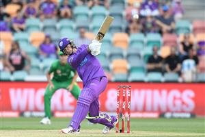 HOBART, AUSTRALIA - JANUARY 04: Peter Handscomb of the Hurricanes bats during the Big Bash League match between the Melbourne Stars and the Hobart Hurricanes at Blundstone Arena, on January 04, 2021, in Hobart, Australia. (Photo by Steve Bell/Getty Images)