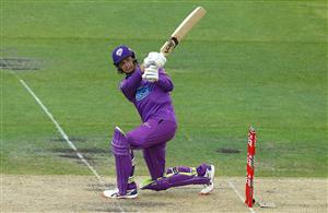 HOBART, AUSTRALIA - JANUARY 04: Peter Handscomb of the Hurricanes bats during the Big Bash League match between the Melbourne Stars and the Hobart Hurricanes at Blundstone Arena, on January 04, 2021, in Hobart, Australia. (Photo by Robert Cianflone/Getty Images)