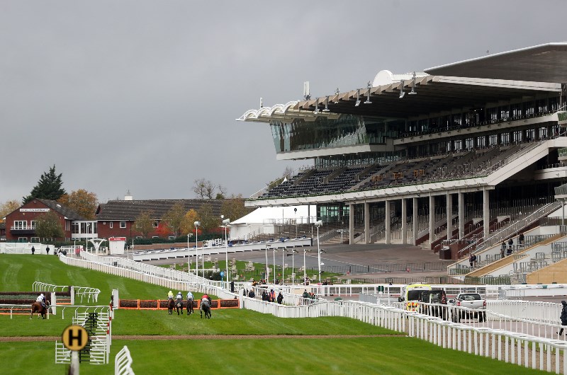 cheltenham races stands