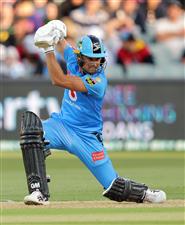 ADELAIDE, AUSTRALIA - JANUARY 05: Jake Weatherald of the Adelaide Strikersbats during the Big Bash League match between the Melbourne Renegades and the Adelaide Strikers at Adelaide Oval, on January 05, 2021, in Adelaide, Australia. (Photo by Daniel Kalisz/Getty Images)