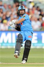 ADELAIDE, AUSTRALIA - JANUARY 05: Jake Weatherald of the Adelaide Strikersbats during the Big Bash League match between the Melbourne Renegades and the Adelaide Strikers at Adelaide Oval, on January 05, 2021, in Adelaide, Australia. (Photo by Daniel Kalisz/Getty Images)
