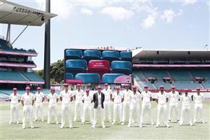 SYDNEY, AUSTRALIA - JANUARY 05: Australia poses for a team photo in their McGrath Foundations Pink Caps during an Australian nets session at the Sydney Cricket Ground on January 05, 2021 in Sydney, Australia. (Photo by Ryan Pierse/Getty Images)