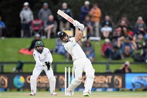 CHRISTCHURCH, NEW ZEALAND - JANUARY 05: Daryl Mitchell of New Zealand bats during day three of the Second Test match in the series between New Zealand and Pakistan at Hagley Oval on January 05, 2021 in Christchurch, New Zealand. (Photo by Kai Schwoerer/Getty Images)