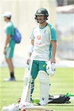 SYDNEY, AUSTRALIA - JANUARY 05: David Warner of Australia prepares to bat during an Australian nets session at the Sydney Cricket Ground on January 05, 2021 in Sydney, Australia. (Photo by Mark Metcalfe/Getty Images)
