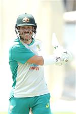 SYDNEY, AUSTRALIA - JANUARY 05: David Warner of Australia prepares to bat during an Australian nets session at the Sydney Cricket Ground on January 05, 2021 in Sydney, Australia. (Photo by Mark Metcalfe/Getty Images)