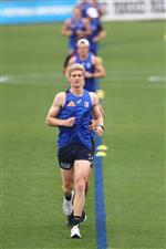 MELBOURNE, AUSTRALIA - JANUARY 06: Tim English runs during a Western Bulldogs AFL training session at Whitten Oval on January 06, 2021 in Melbourne, Australia. (Photo by Mike Owen/Getty Images)