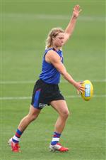 MELBOURNE, AUSTRALIA - JANUARY 06: Cody Weightman of the Bulldogs kicks the ball during a Western Bulldogs AFL training session at Whitten Oval on January 06, 2021 in Melbourne, Australia. (Photo by Mike Owen/Getty Images)