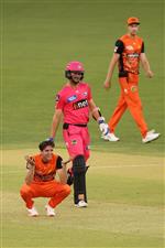 PERTH, AUSTRALIA - JANUARY 06: Jhye Richardson of the Scorchers reacts after a delivery during the Big Bash League match between the Perth Scorchers and the Sydney Sixers at Optus Stadium, on January 06, 2021, in Perth, Australia. (Photo by Paul Kane/Getty Images)