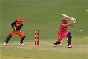 PERTH, AUSTRALIA - JANUARY 06: Stephen O'Keefe of the Sixers bats during the Big Bash League match between the Perth Scorchers and the Sydney Sixers at Optus Stadium, on January 06, 2021, in Perth, Australia. (Photo by Paul Kane/Getty Images)