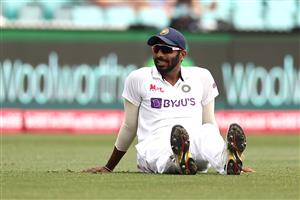 SYDNEY, AUSTRALIA - JANUARY 07: Jasprit Bumrah of India reacts after falling in the field during day one of the 3rd Test match in the series between Australia and India at Sydney Cricket Ground on January 07, 2021 in Sydney, Australia. (Photo by Ryan Pierse/Getty Images)