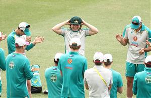SYDNEY, AUSTRALIA - JANUARY 07: Will Pucovski of Australia receives his Baggy Green Cap during day one of the 3rd Test match in the series between Australia and India at Sydney Cricket Ground on January 07, 2021 in Sydney, Australia. (Photo by Ryan Pierse/Getty Images)