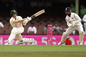 SYDNEY, AUSTRALIA - JANUARY 08: Steve Smith of Australia bats during day two of the 3rd Test match in the series between Australia and India at Sydney Cricket Ground on January 08, 2021 in Sydney, Australia. (Photo by Ryan Pierse/Getty Images)