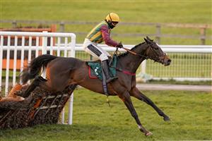 WARWICK, ENGLAND - FEBRUARY 03: Bryony Frost riding Miss Heritage clear the last to win The Every Race Live on Racing TV Handicap Hurdle at Warwick Racecourse on February 03, 2021 in Warwick, England. Due to the Coronavirus pandemic, owners along with the paying public will not be allowed to attend the meeting. (Photo by Alan Crowhurst/Getty Images)