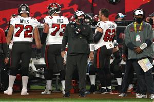 TAMPA, FLORIDA - FEBRUARY 07: Head coach Bruce Arians of the Tampa Bay Buccaneers looks on in the fourth quarter against the Kansas City Chiefs in Super Bowl LV at Raymond James Stadium on February 07, 2021 in Tampa, Florida. (Photo by Patrick Smith/Getty Images)