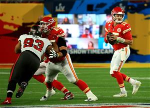 TAMPA, FLORIDA - FEBRUARY 07: Patrick Mahomes #15 of the Kansas City Chiefs looks to pass in the first quarter against the Tampa Bay Buccaneers in Super Bowl LV at Raymond James Stadium on February 07, 2021 in Tampa, Florida. (Photo by Mike Ehrmann/Getty Images)