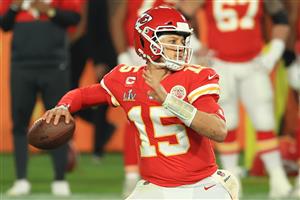 TAMPA, FLORIDA - FEBRUARY 07: Patrick Mahomes #15 of the Kansas City Chiefs looks to pass in the third quarter against the Tampa Bay Buccaneers in Super Bowl LV at Raymond James Stadium on February 07, 2021 in Tampa, Florida. (Photo by Mike Ehrmann/Getty Images)