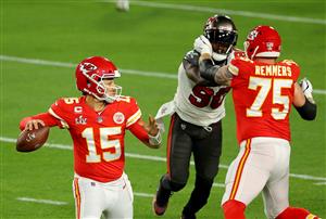 TAMPA, FLORIDA - FEBRUARY 07: Patrick Mahomes #15 of the Kansas City Chiefs passes during the second quarter against the Tampa Bay Buccaneers in Super Bowl LV at Raymond James Stadium on February 07, 2021 in Tampa, Florida. (Photo by Kevin C. Cox/Getty Images)
