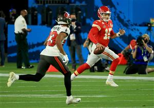 TAMPA, FLORIDA - FEBRUARY 07: Patrick Mahomes #15 of the Kansas City Chiefs rushes the ball during the first quarter against the Tampa Bay Buccaneers in Super Bowl LV at Raymond James Stadium on February 07, 2021 in Tampa, Florida. (Photo by Mike Ehrmann/Getty Images)