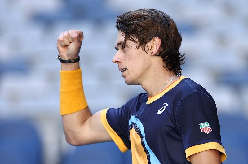 Alex de Minaur celebrate