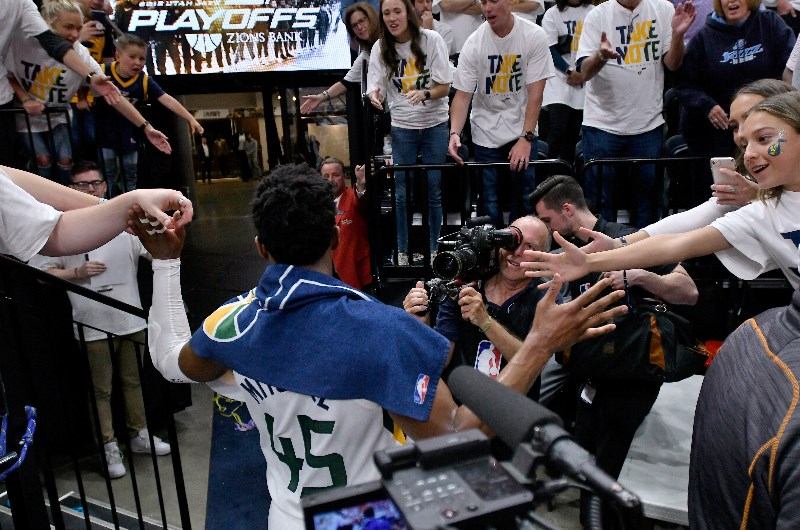 Utah Jazz fans